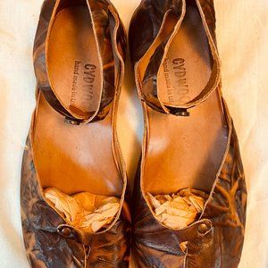 CYDWOQ Ankle Strap Flats (New)